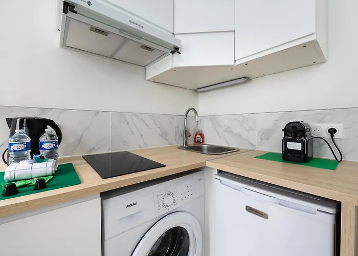 Close To Montmartre L Fully Equipped 파리